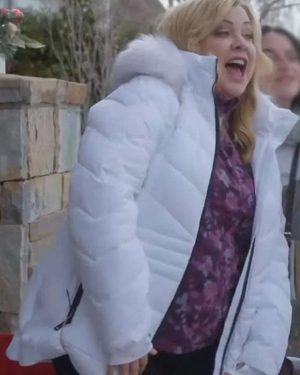 Jane Johnson Haul out the Holly Lit Up White Puffer Hooded Jacket